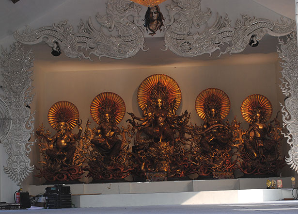 Deshapriya Park Durgotsav