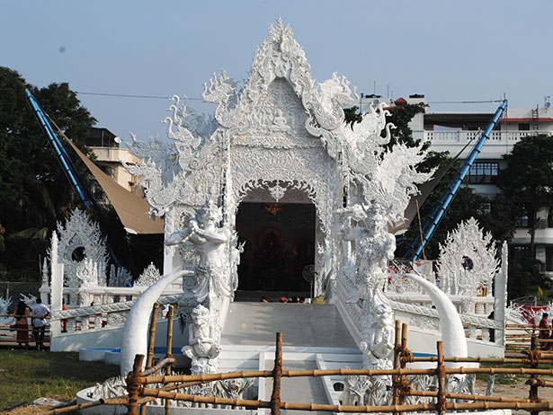 Deshapriya Park Durgotsav